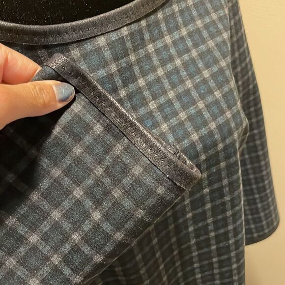 MAX Studio Tartan Plain 3/4 Sleeve Top, Size Small - Picture 11 of 16